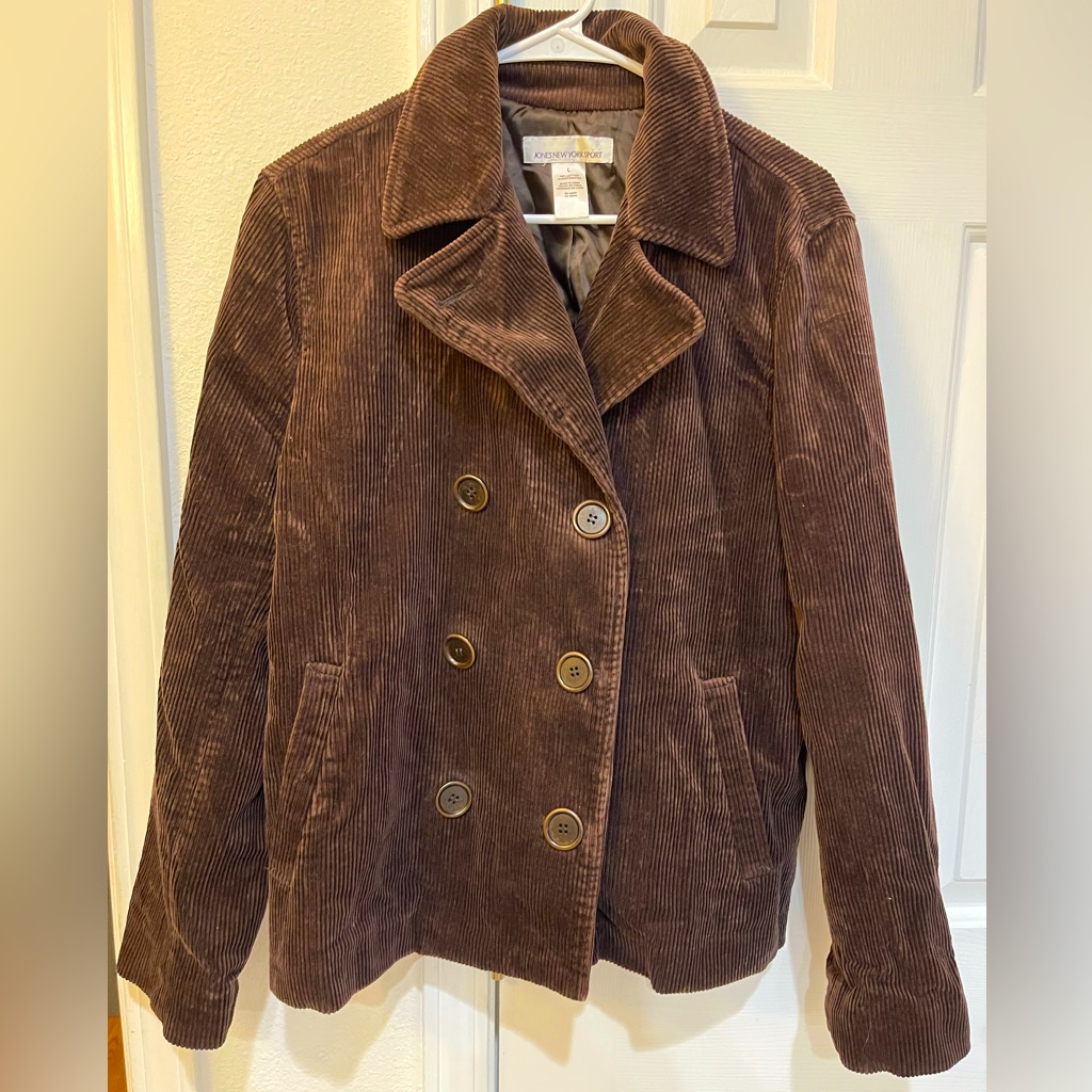 Euc-Jones New York Sport, Chocolate Brown Corduroy Jacket. Size L.